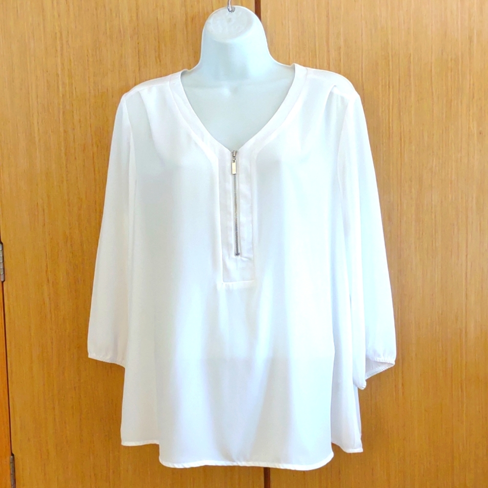 PETITES NY Collection SZ PXL LS White Top.